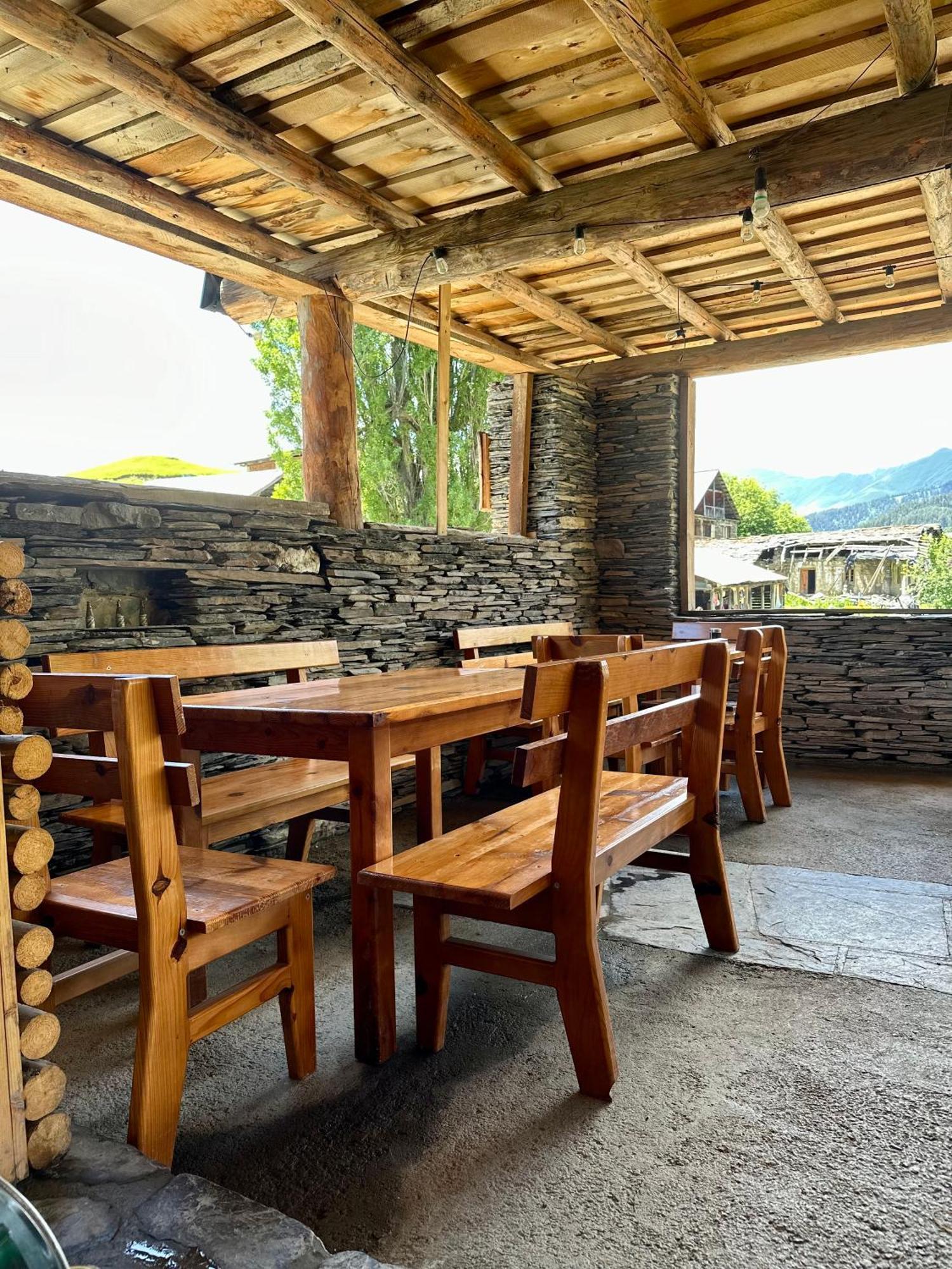Guesthouse Lasharai Omalo Luaran gambar